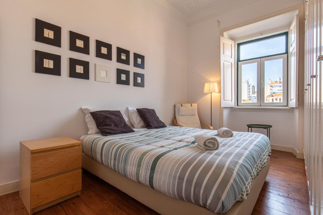 Typical 2Bdr Apartment In Lisbon By Lovelystay Kültér fotó