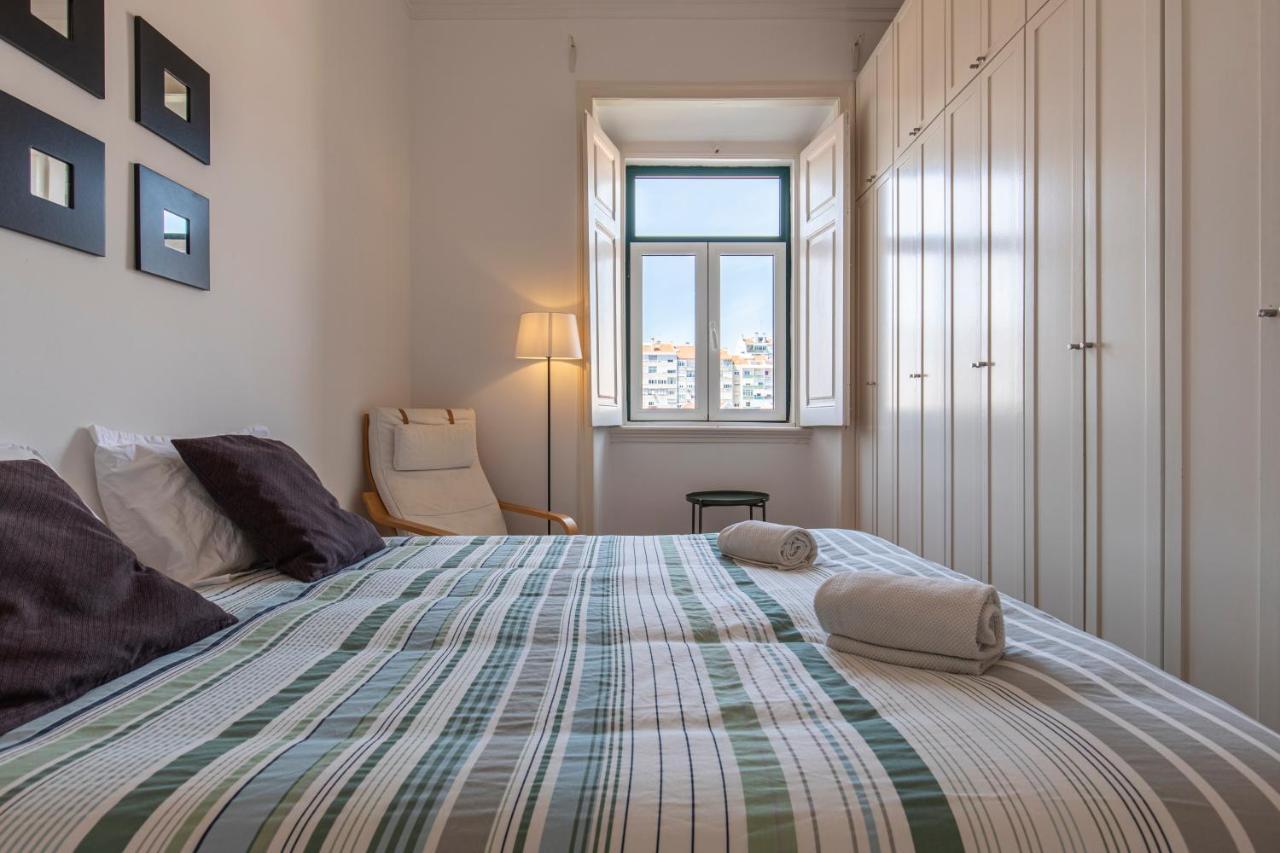 Typical 2Bdr Apartment In Lisbon By Lovelystay Kültér fotó